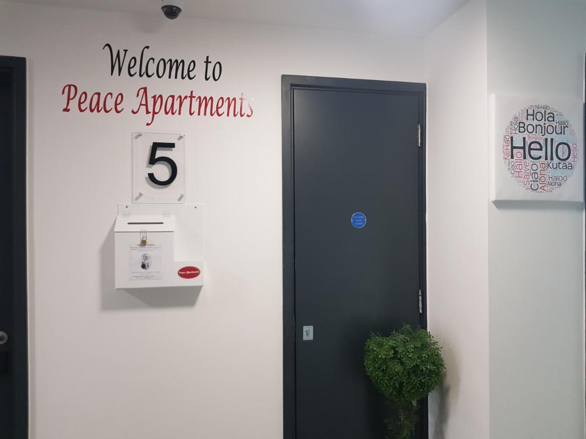 Peace Apartments - Luton Luton  Exteriör bild